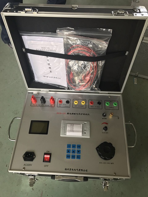 195微机继电保护测试仪 - 副本.jpg